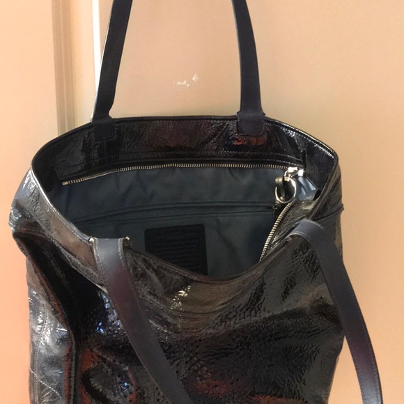 Coach handbag. Matching wallet - Picture 3 of 8